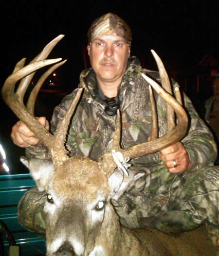 Tom Clemons Fair Chase 2010 Bow Kill